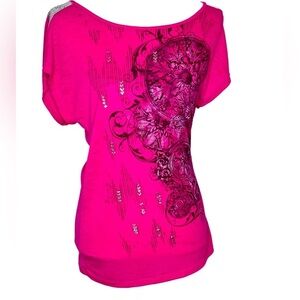 Bongo tee top pink lots of rhinestones and sparkles.  Size M/M.